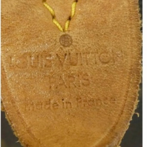 Authentic Louis Vuitton Keepall 55 Travel Bag - Picture 7 of 9